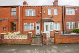 House to Let in ST. HELENS