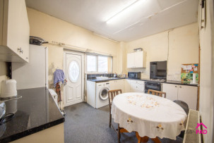  For Sale in Vista Road, Haydock | Jump-Pad – Newton-le-Willows - 10