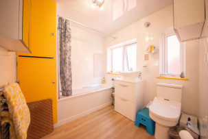  For Sale in High Street, NEWTON-LE-WILLOWS | Jump-Pad – Newton-le-Willows - 19