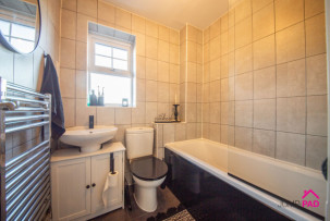  For Sale in Wilkinson Park Drive, LEIGH | Jump-Pad – Newton-le-Willows - 18