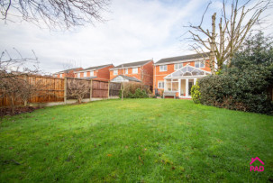  For Sale in Whinchat Close, Lowton | Jump-Pad – Newton-le-Willows - 26