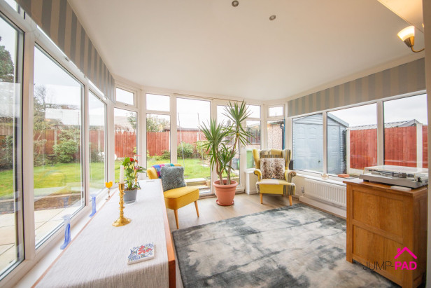  For Sale in Woodstock Avenue, NEWTON-LE-WILLOWS | Jump-Pad – Newton-le-Willows - 11