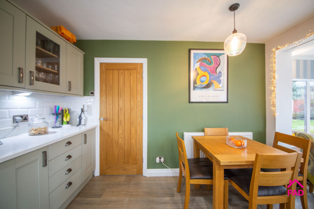  For Sale in Woodstock Avenue, NEWTON-LE-WILLOWS | Jump-Pad – Newton-le-Willows - 8