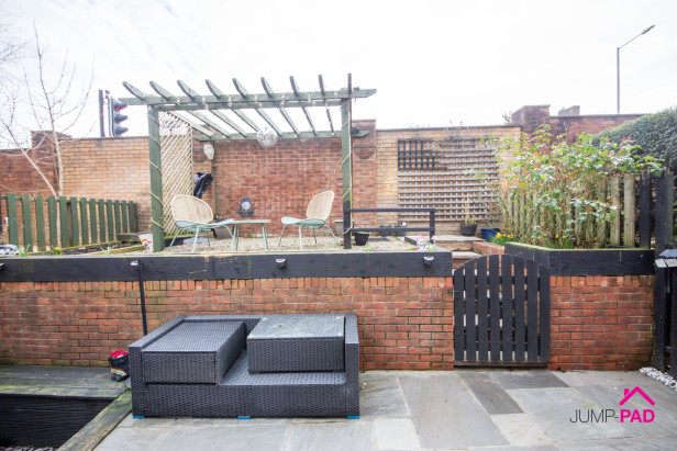  For Sale in Mill Meadow, NEWTON-LE-WILLOWS | Jump-Pad – Newton-le-Willows - 14