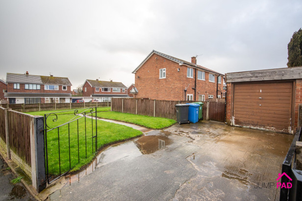  To Rent in Arundell Close, Burtonwood | Jump-Pad – Newton-le-Willows - 16