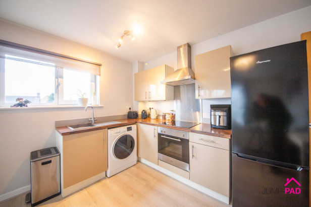  For Sale in Borron Road, NEWTON-LE-WILLOWS | Jump-Pad – Newton-le-Willows - 4