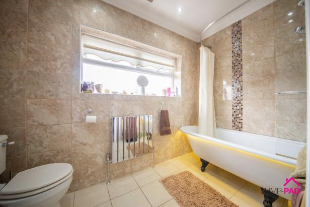  For Sale in Avery Square, Haydock | Jump-Pad – Newton-le-Willows - 18