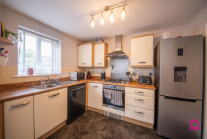  For Sale in Hickory Close, NEWTON-LE-WILLOWS | Jump-Pad – Newton-le-Willows - 22