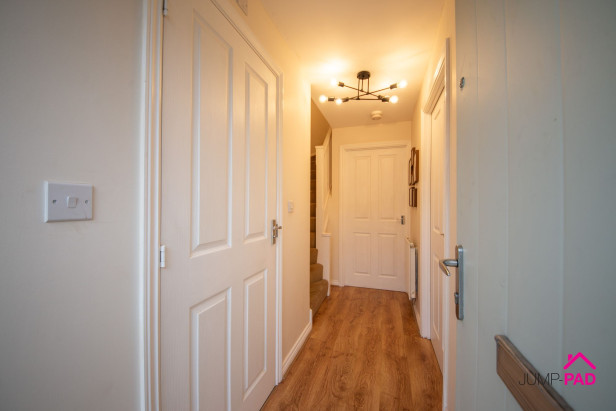  For Sale in Cardinal Way, NEWTON-LE-WILLOWS | Jump-Pad – Newton-le-Willows - 2
