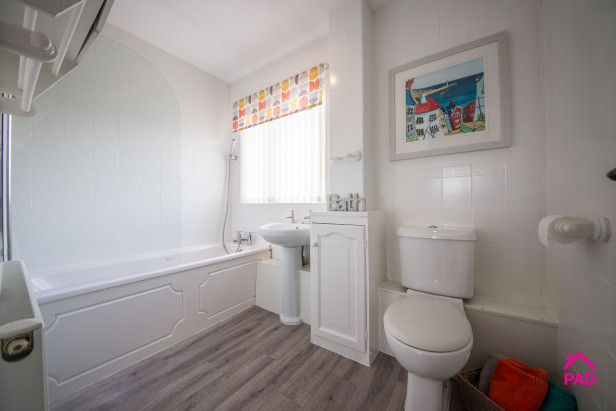  For Sale in Walsh Close, NEWTON-LE-WILLOWS | Jump-Pad – Newton-le-Willows - 14