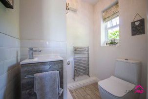  For Sale in Pennington Drive, NEWTON-LE-WILLOWS | Jump-Pad – Newton-le-Willows - 35