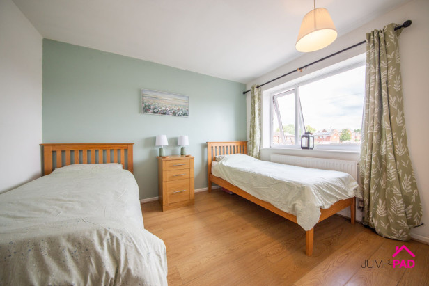  For Sale in Bradlegh Road, NEWTON-LE-WILLOWS | Jump-Pad – Newton-le-Willows - 10