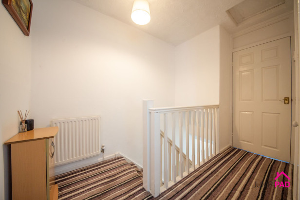  For Sale in Bradlegh Road, NEWTON-LE-WILLOWS | Jump-Pad – Newton-le-Willows - 8