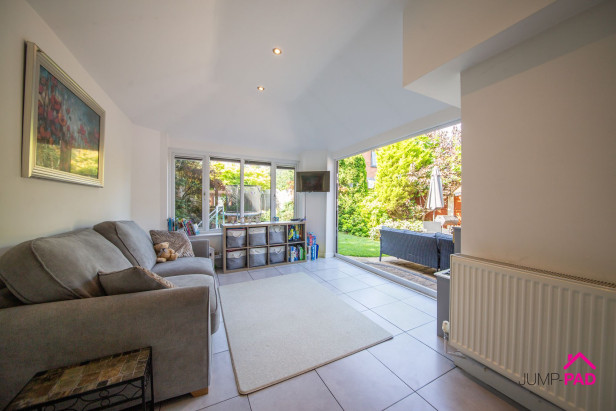  For Sale in Bramshill Close, Birchwood | Jump-Pad – Newton-le-Willows - 8