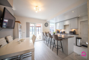  For Sale in Queens Drive, NEWTON-LE-WILLOWS | Jump-Pad – Newton-le-Willows - 22
