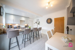  For Sale in Queens Drive, NEWTON-LE-WILLOWS | Jump-Pad – Newton-le-Willows - 22