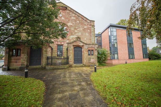  For Sale in Crow Lane East, NEWTON-LE-WILLOWS | Jump-Pad – Newton-le-Willows - 1