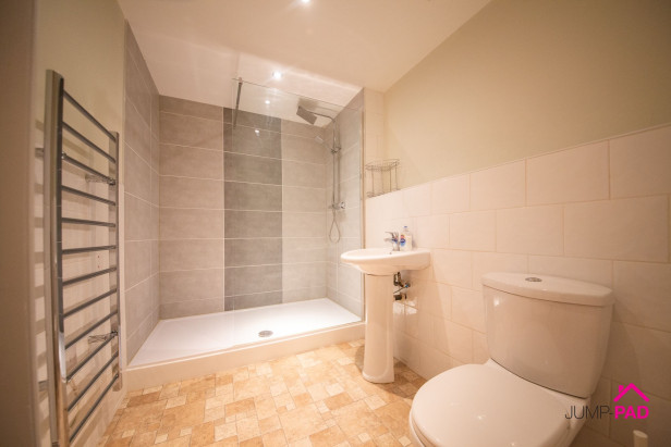  For Sale in Crow Lane East, NEWTON-LE-WILLOWS | Jump-Pad – Newton-le-Willows - 4