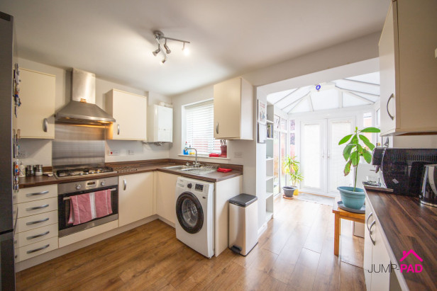 For Sale in Vulcan Park Way, NEWTON-LE-WILLOWS | Jump-Pad – Newton-le-Willows - 5