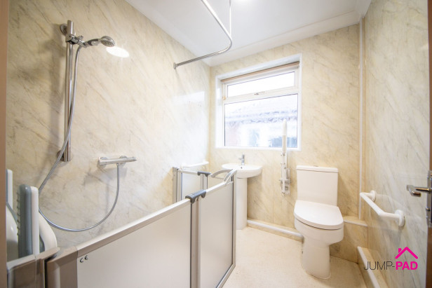  For Sale in Milton Avenue, NEWTON-LE-WILLOWS | Jump-Pad – Newton-le-Willows - 12