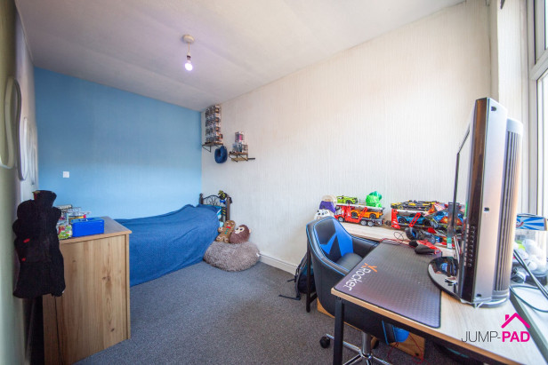  For Sale in Collingwood Road, NEWTON-LE-WILLOWS | Jump-Pad – Newton-le-Willows - 10