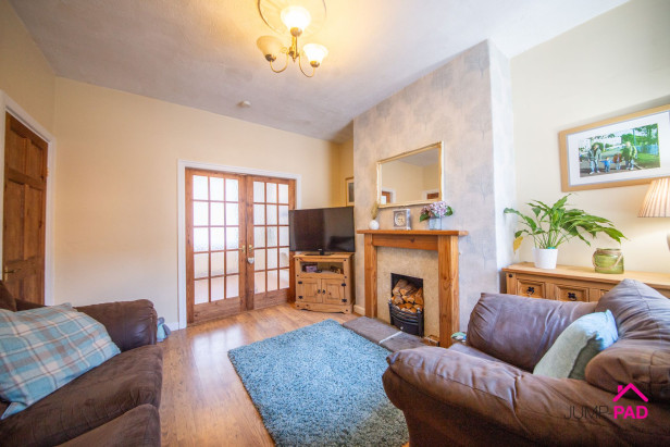  For Sale in Collingwood Road, NEWTON-LE-WILLOWS | Jump-Pad – Newton-le-Willows - 5