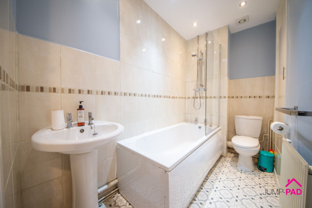  For Sale in Avocet Close, NEWTON-LE-WILLOWS | Jump-Pad – Newton-le-Willows - 10