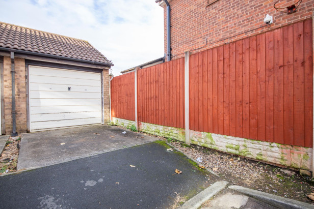  For Sale in Avocet Close, NEWTON-LE-WILLOWS | Jump-Pad – Newton-le-Willows - 2