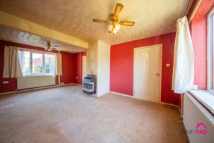  For Sale in Barnett Avenue, NEWTON-LE-WILLOWS | Jump-Pad – Newton-le-Willows - 15