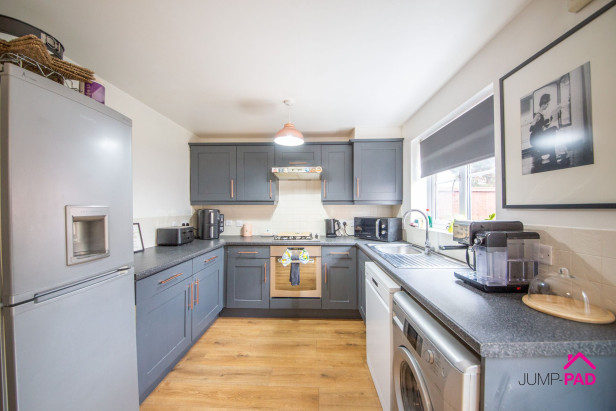  For Sale in The Feathers, ST. HELENS | Jump-Pad – Newton-le-Willows - 7