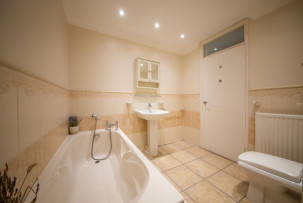  For Sale in High Street, NEWTON-LE-WILLOWS | Jump-Pad – Newton-le-Willows - 17