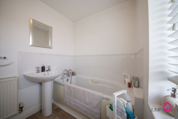  For Sale in Cairn Brae, NEWTON-LE-WILLOWS | Jump-Pad – Newton-le-Willows - 15