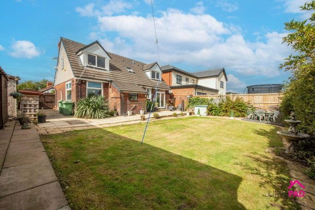  For Sale in Rob Lane, NEWTON-LE-WILLOWS | Jump-Pad – Newton-le-Willows - 22