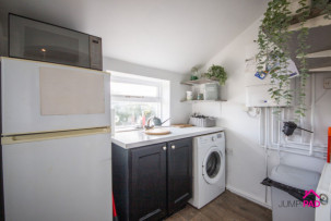  For Sale in Rob Lane, NEWTON-LE-WILLOWS | Jump-Pad – Newton-le-Willows - 28