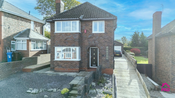  For Sale in Barn Lane, Golborne | Jump-Pad – Newton-le-Willows - 1