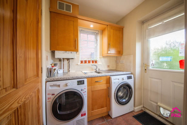  For Sale in Huskisson Way, NEWTON-LE-WILLOWS | Jump-Pad – Newton-le-Willows - 13