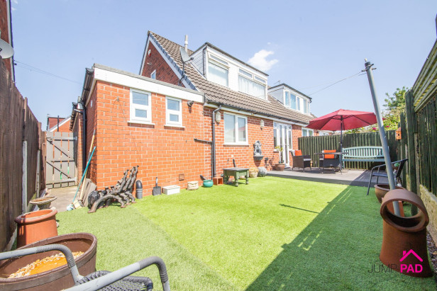  For Sale in Pleasance Way, NEWTON-LE-WILLOWS | Jump-Pad – Newton-le-Willows - 16