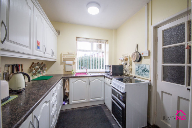 For Sale in Williams Avenue, NEWTON-LE-WILLOWS | Jump-Pad – Newton-le-Willows - 5