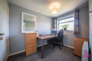  For Sale in Wayfarers Drive, NEWTON-LE-WILLOWS | Jump-Pad – Newton-le-Willows - 17