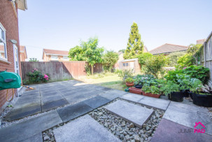  For Sale in Wayfarers Drive, NEWTON-LE-WILLOWS | Jump-Pad – Newton-le-Willows - 17