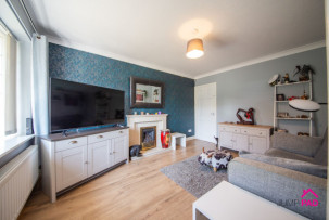 For Sale in Wayfarers Drive, NEWTON-LE-WILLOWS | Jump-Pad – Newton-le-Willows - 17