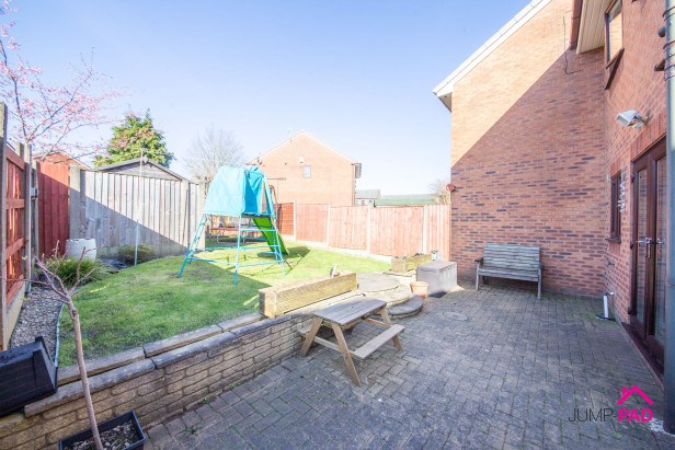  For Sale in Medlar Way, Ashton-in-Makerfield | Jump-Pad – Newton-le-Willows - 12