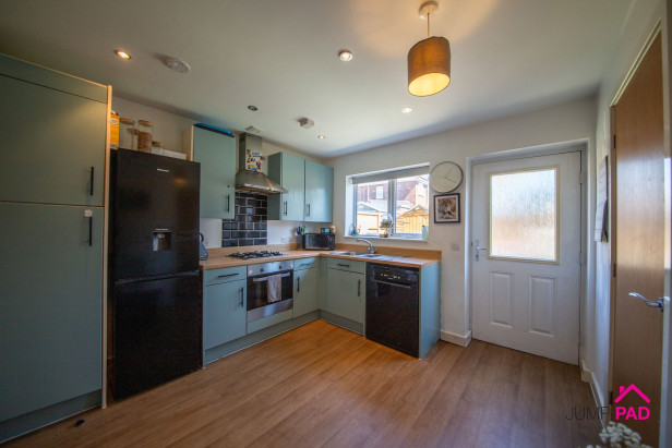  For Sale in Borron Road, NEWTON-LE-WILLOWS | Jump-Pad – Newton-le-Willows - 5
