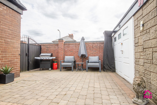  For Sale in Park Road South, NEWTON-LE-WILLOWS | Jump-Pad – Newton-le-Willows - 20