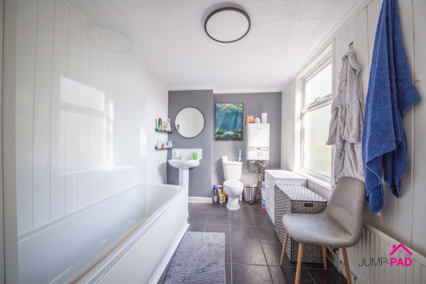  For Sale in Hotel Street, NEWTON-LE-WILLOWS | Jump-Pad – Newton-le-Willows - 12