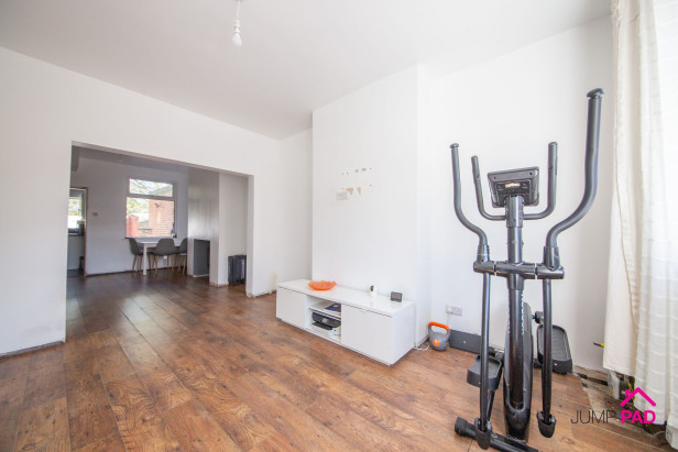  For Sale in Hotel Street, NEWTON-LE-WILLOWS | Jump-Pad – Newton-le-Willows - 4