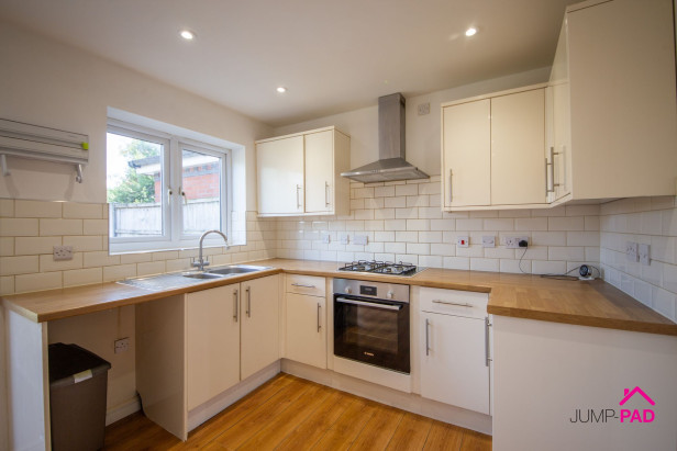  To Rent in Langton Close, NEWTON-LE-WILLOWS | Jump-Pad – Newton-le-Willows - 7