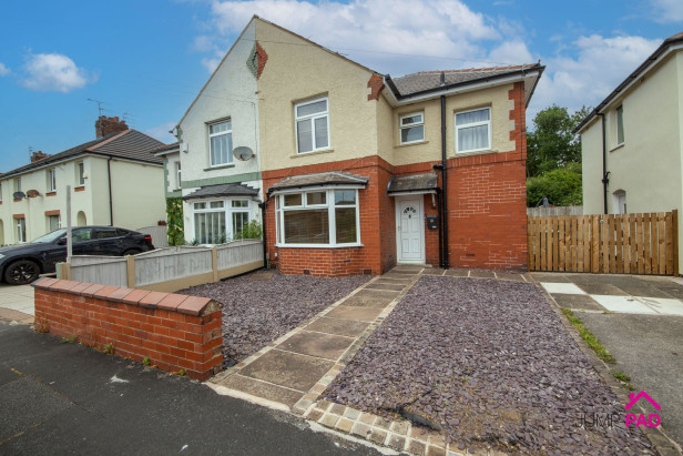  For Sale in Acorn Street, NEWTON-LE-WILLOWS | Jump-Pad – Newton-le-Willows - 1