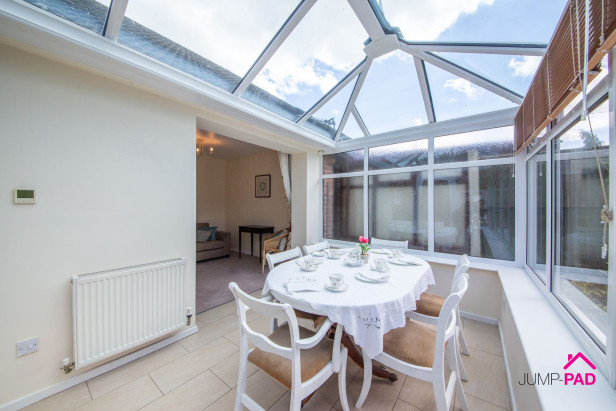 For Sale in Beechwood Avenue, NEWTON-LE-WILLOWS | Jump-Pad – Newton-le-Willows - 9