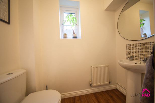  For Sale in Cardinal Way, NEWTON-LE-WILLOWS | Jump-Pad – Newton-le-Willows - 7
